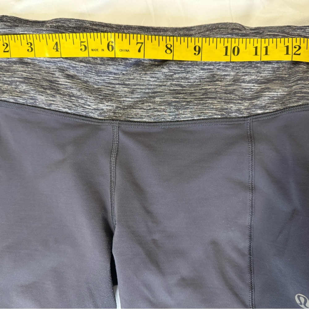lululemon 4 Gray Zip Pocket Ruched Drawcord Biker Shorts - Picture 7 of 7